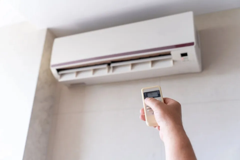 Bật điều hoà khi cần hay bật 24/24 thì tiết kiệm điện hơn ?